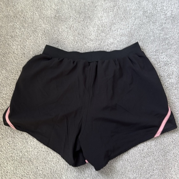 NWT Simply Southern Black and Pink Athletic Shorts with Curved Hem Size S/M - Picture 2 of 5